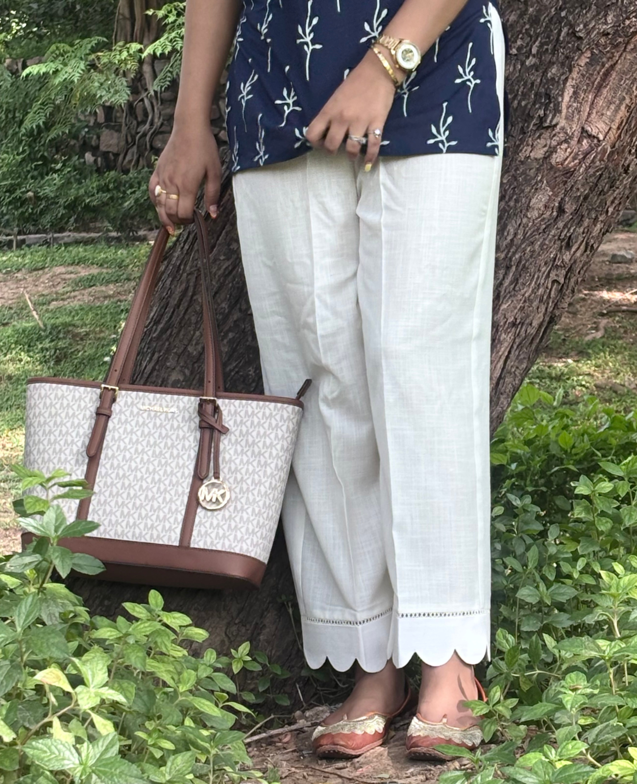 Pearl Mist Scallop-Lace Straight Pant