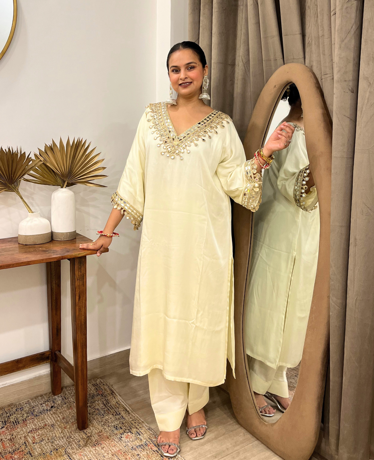 Gulbahaar Ivory Mirror Kurta Set – 3 Piece Set