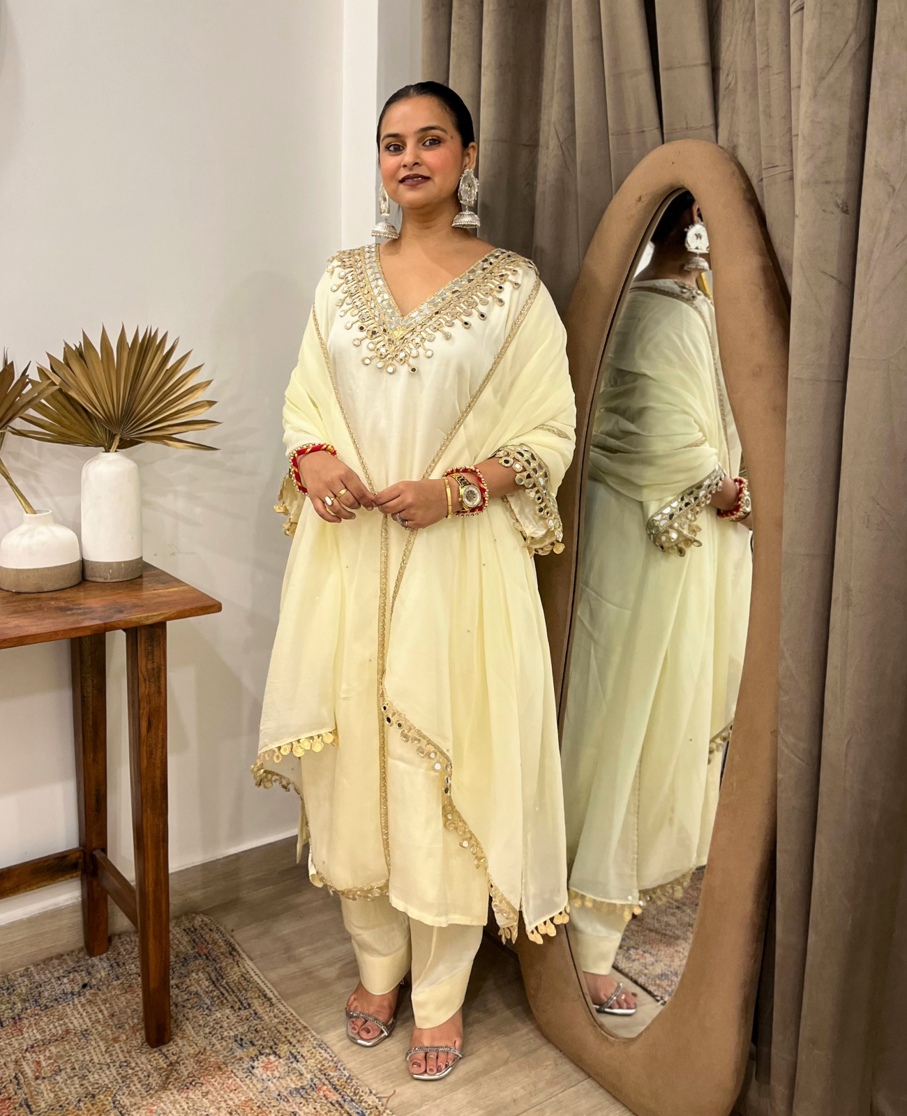 Gulbahaar Ivory Mirror Kurta Set – 3 Piece Set