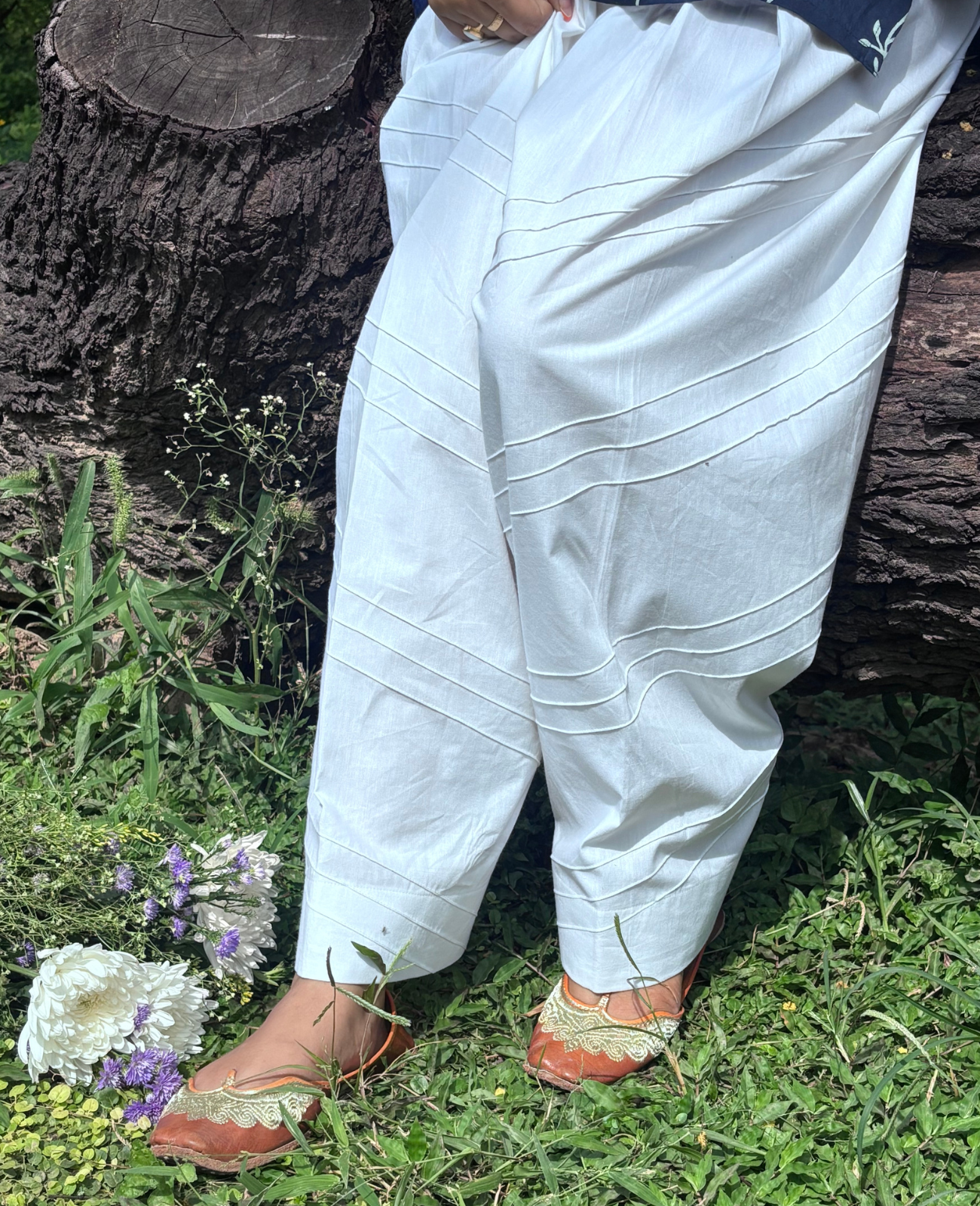 White Regular-Pauncha Pintuck Salwar