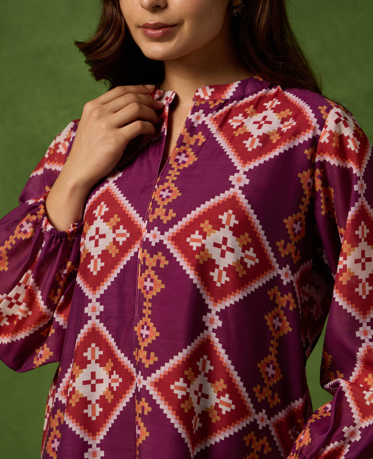 Jhilmil Mandarin Collar and Balloon Sleeve Detail - Rare Threads by Naina