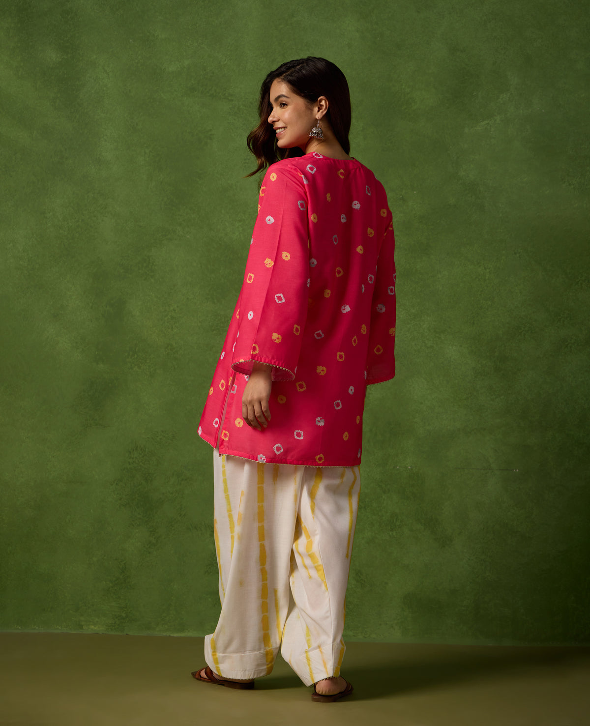 Taara Bright Pink Bandhani Short Kurti & White Salwar Set