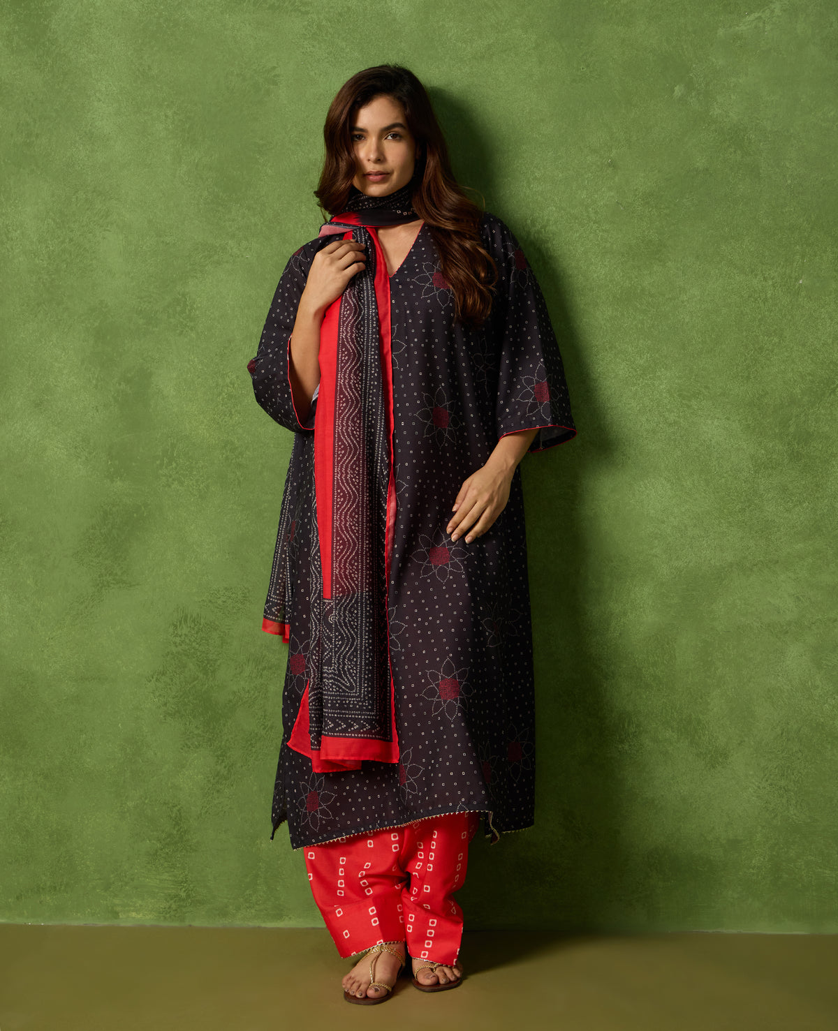 Dhun Black & Red Floral Print Spun Cambric Kurta Suit Set