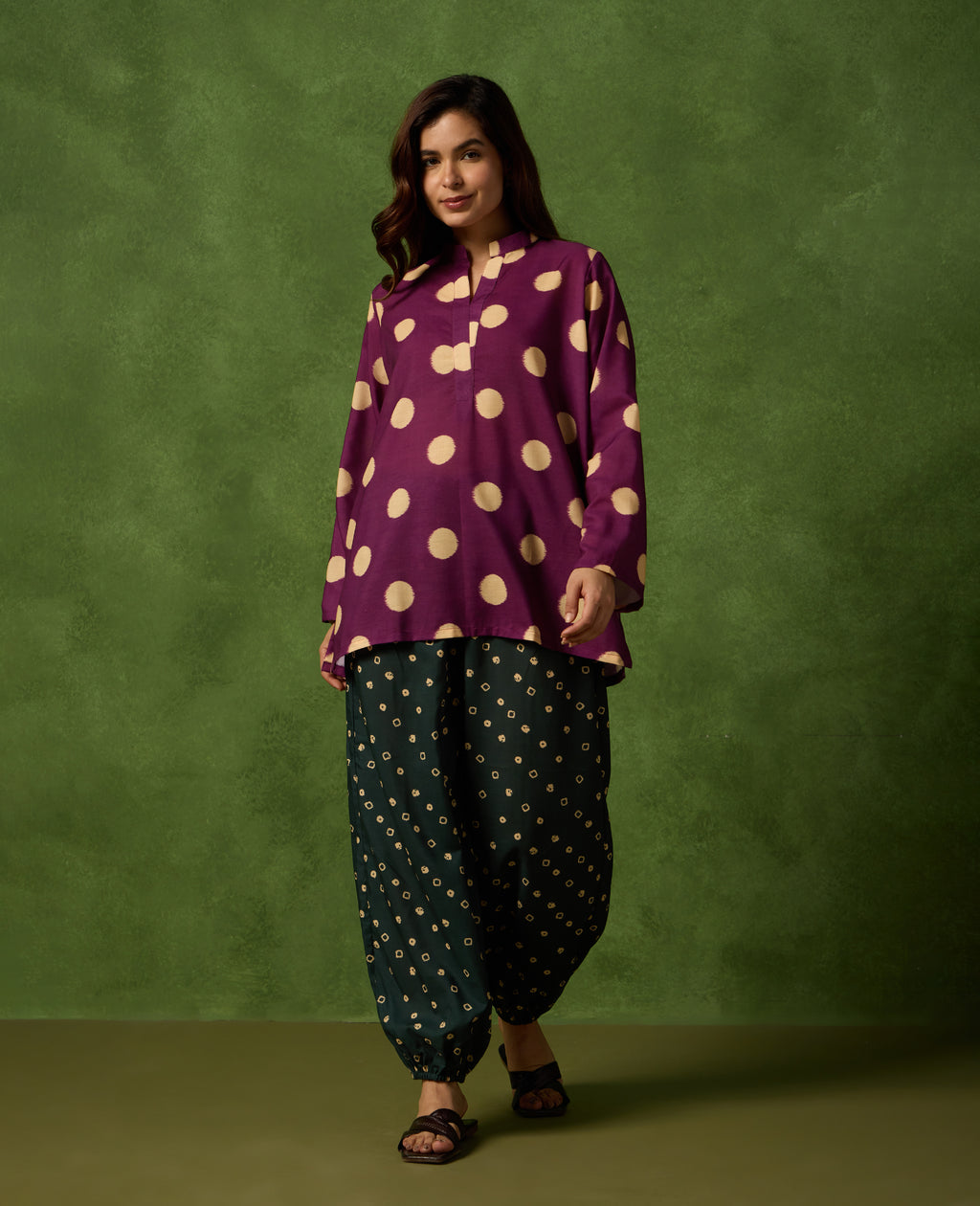 Taal Plum Polka Short Kurti & Dark Green Balloon Pants Set