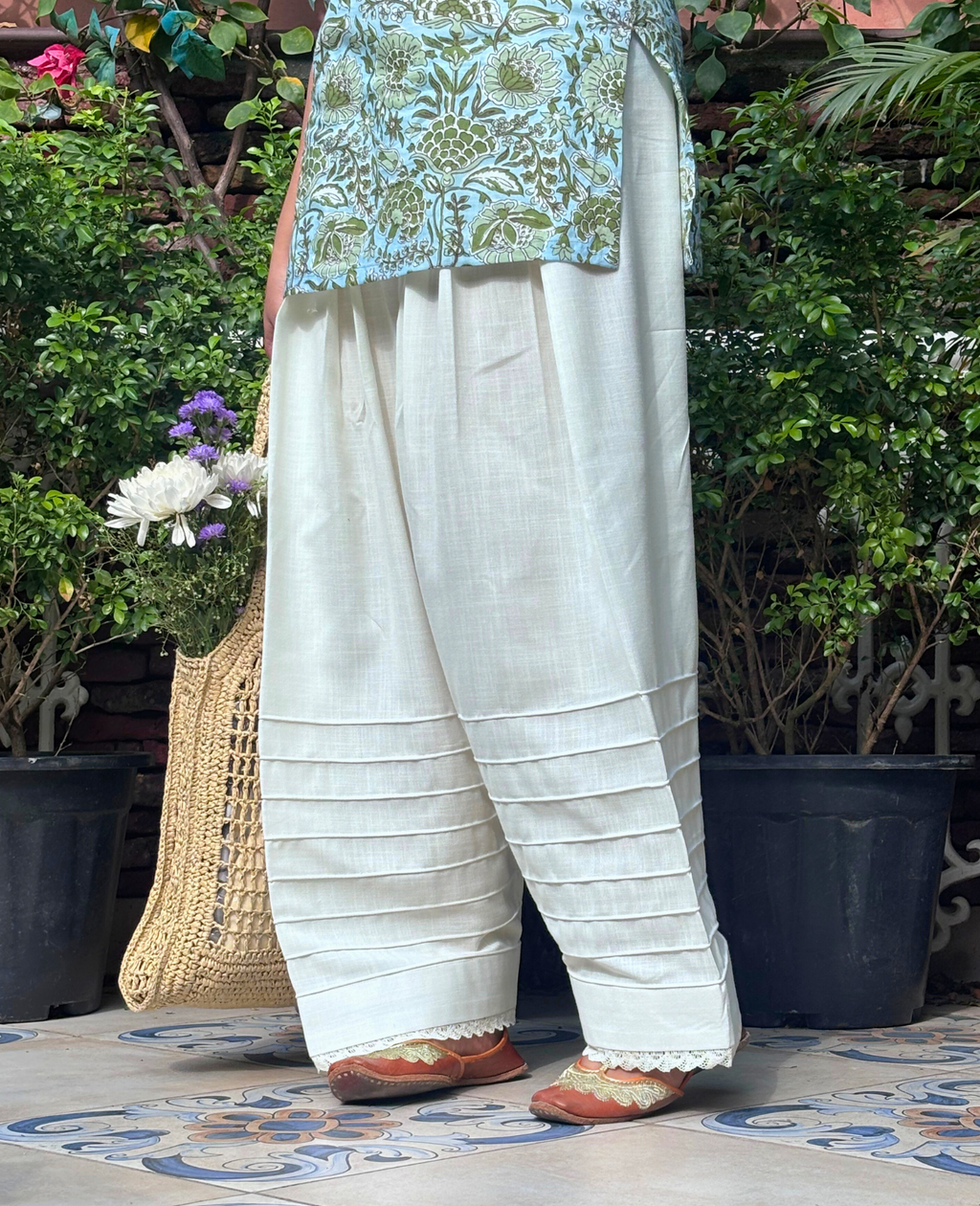 Ivory Pintuck & Lace Hem Salwar