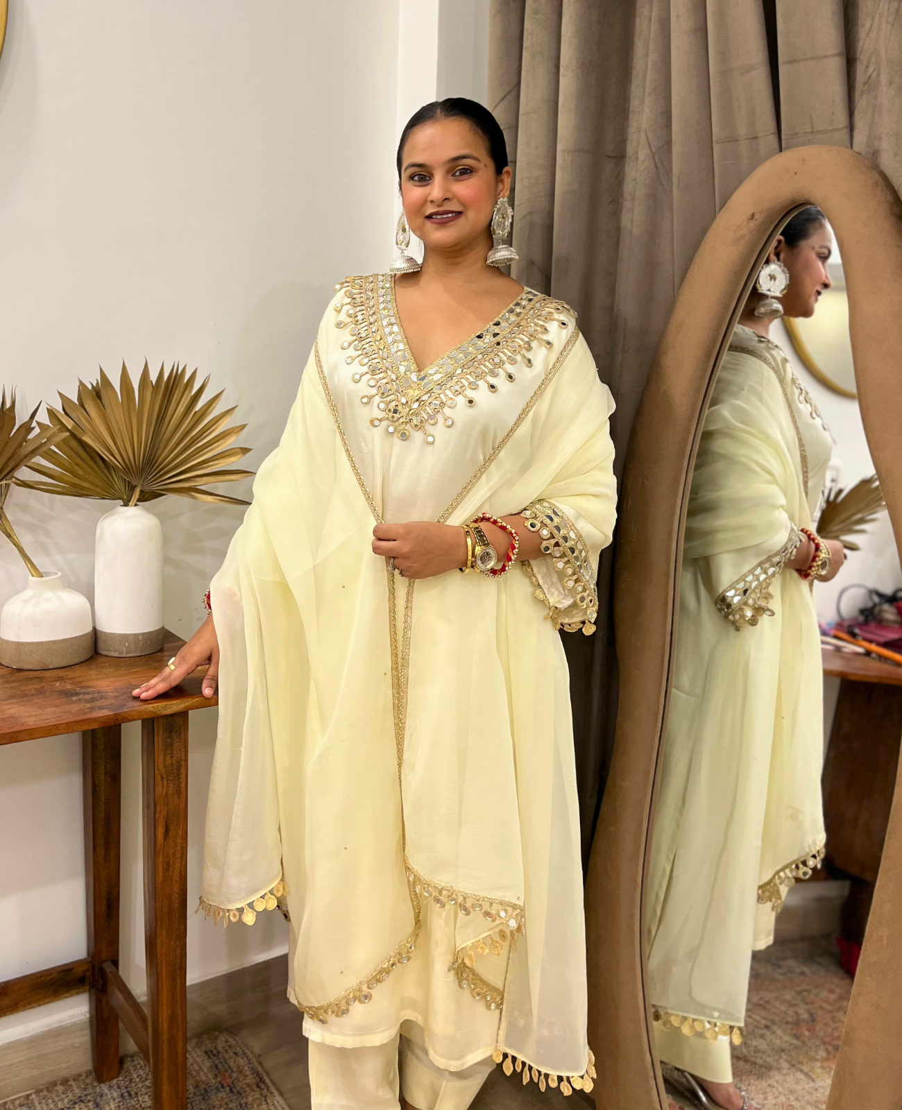Gulbahaar Ivory Mirror Kurta Set – 3 Piece Set